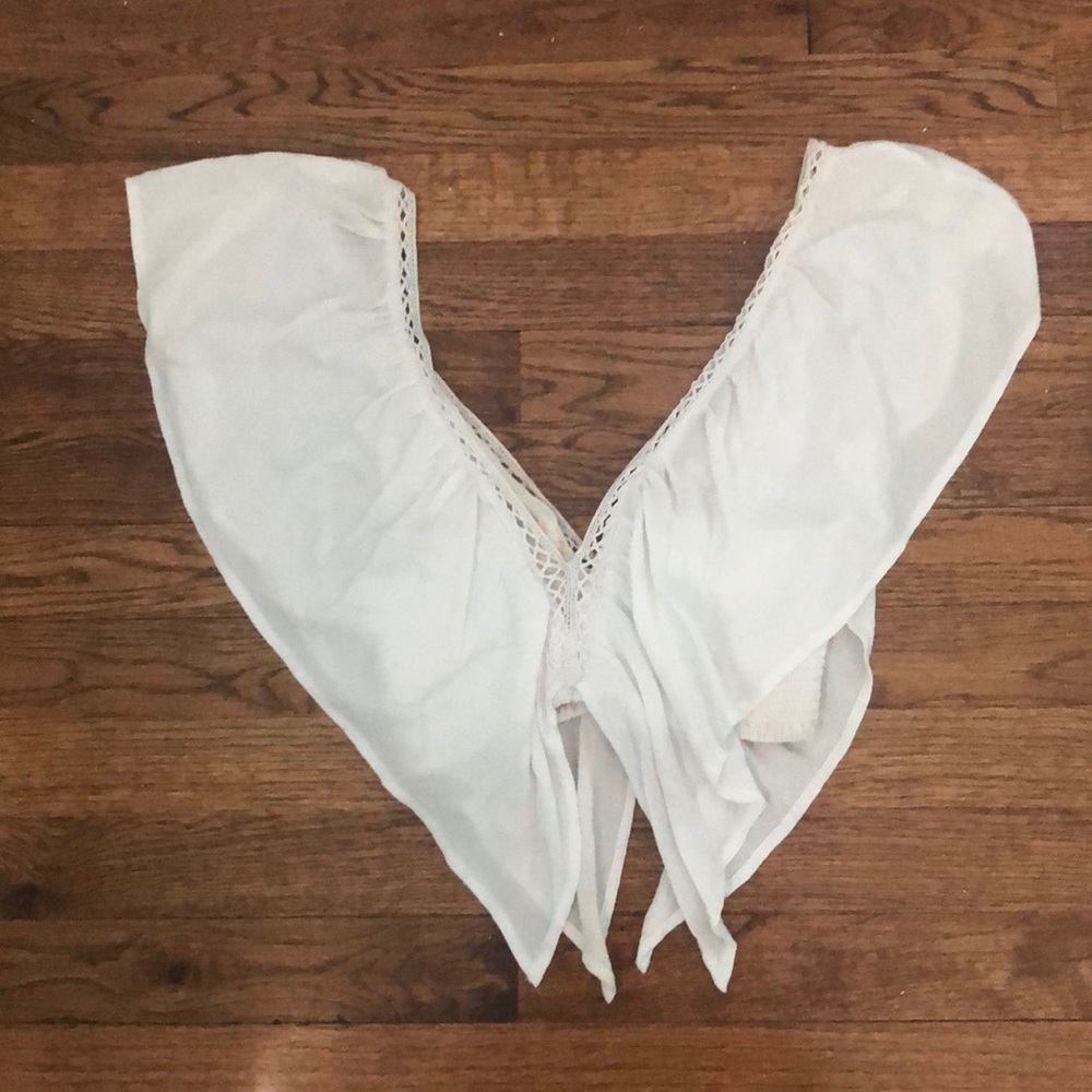 White flowery crop **worn twice
